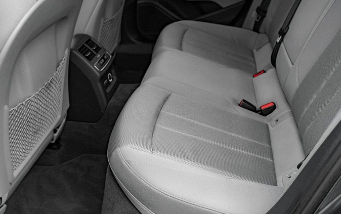 Audi A4 cena 146850 przebieg: 105228, rok produkcji 2020 z Drawsko Pomorskie małe 704